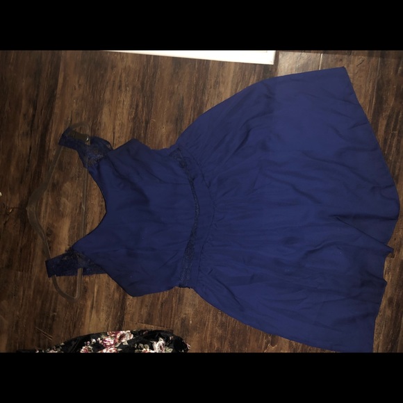 Navy dress , perfect for formal wear - Picture 3 of 3